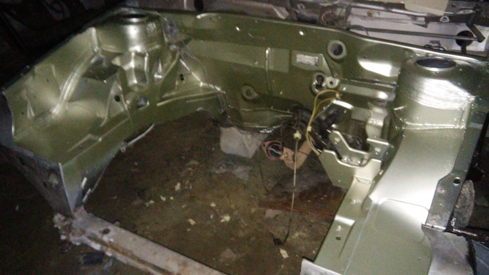 Фарбування моторного відсіку ПЕЖО 405! 1