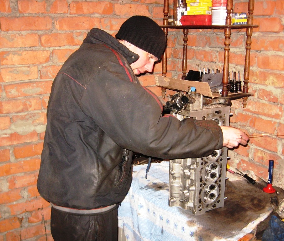 Збираю ГБЦ частину 1 4