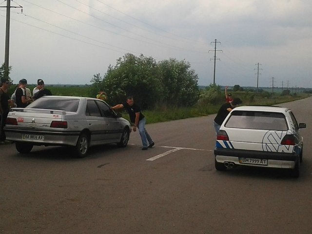 Брав участь у заїздах на 402м 3