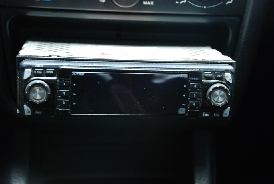 Продам Eclipse CD-8053 300уе 3