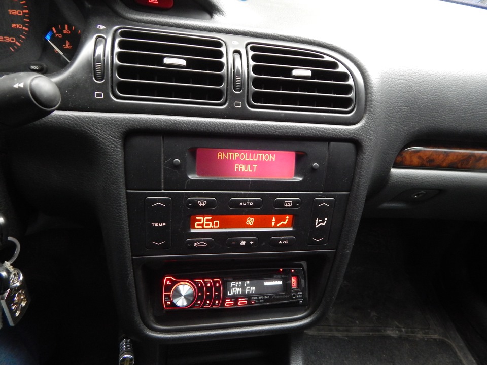 Помилки Antipollution Fault, Catalytic Converter Fault 1
