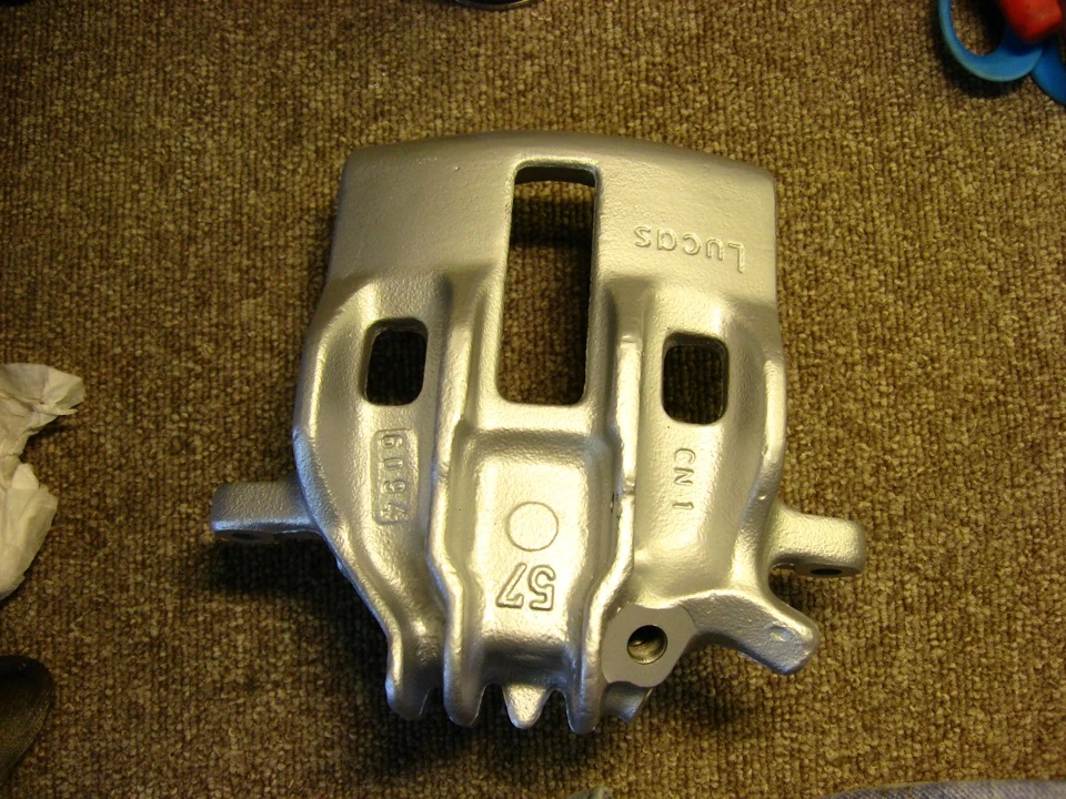 Перебір передніх супортів та заміна колодок/дисків (Частина 2)