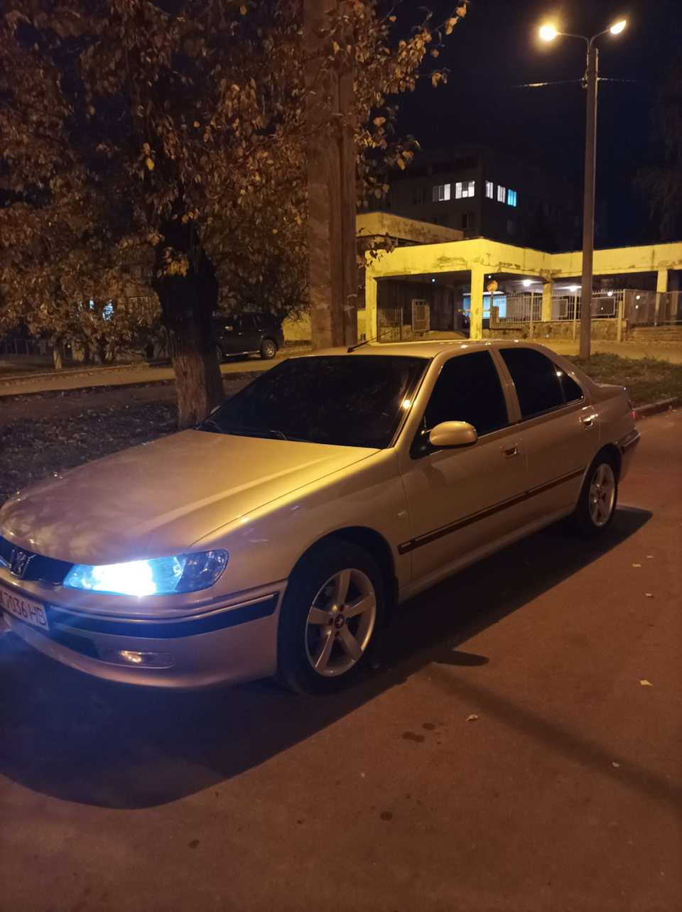 Подушка двигуна, цвяхи, секретки... погані люди... 1