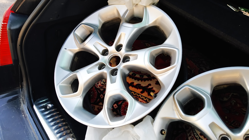 Диски Ford R19 x 8J 1