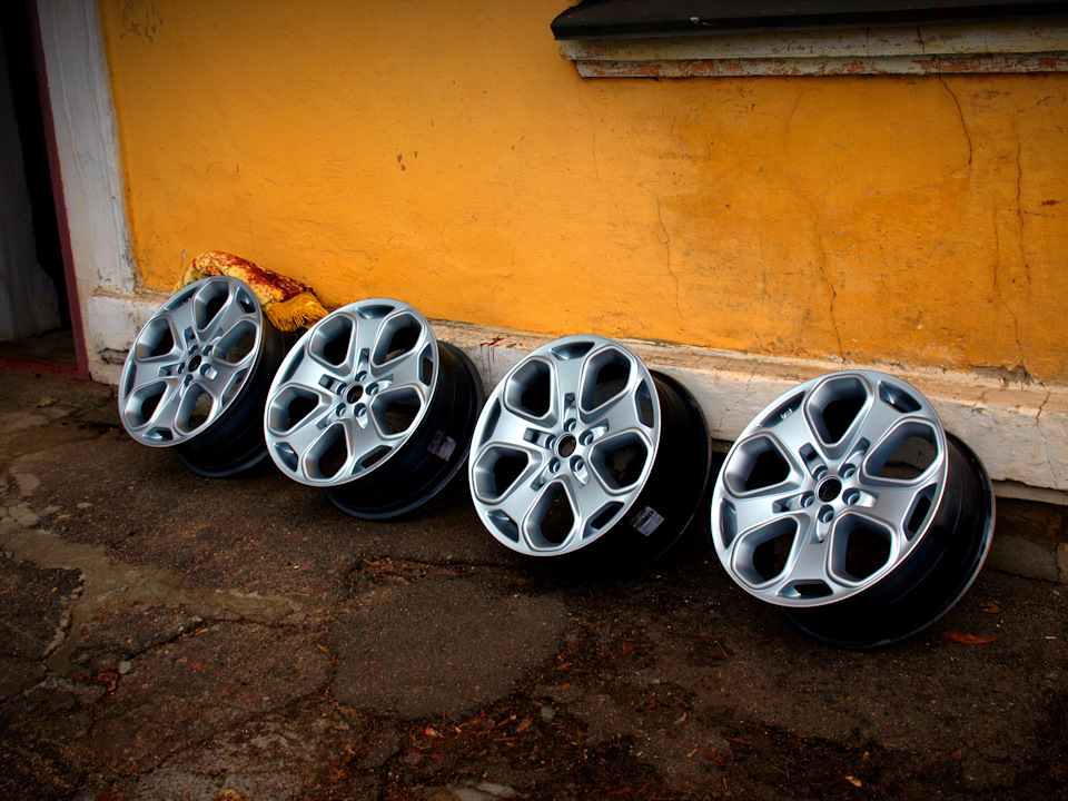 R20 Ford MS Design BORBET 1