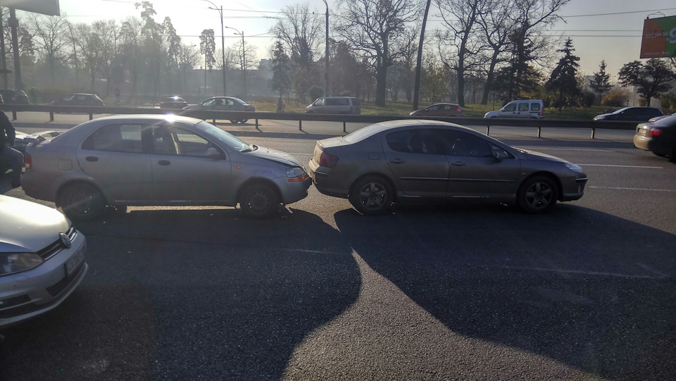 ДТП або маленька, не маленька неприємність. 1