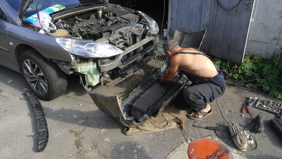 Поставив сіточку в бампер + заміна заднього підкрилка. 4