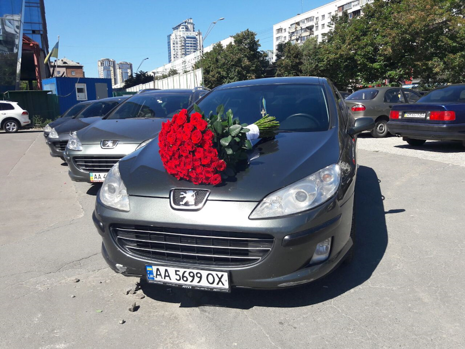Привітали одноклубника з весіллям :) 1