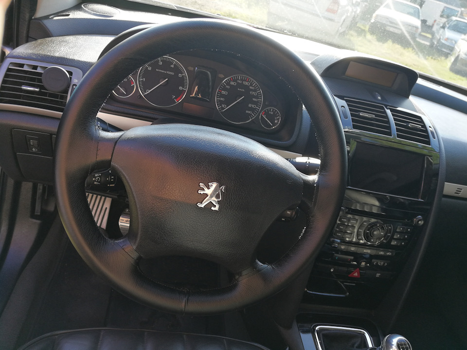 КРУЛЬ ШКІРЯНИЙ RC-LINE PEUGEOT 407 замість чотириспицевого керма. 1