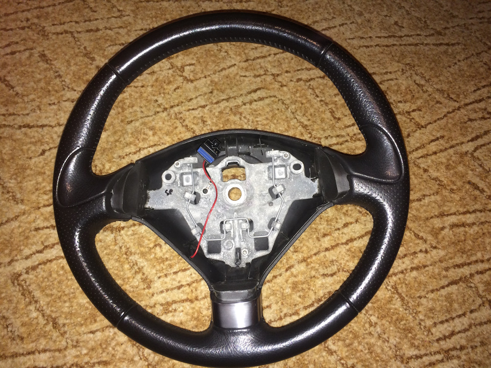 Руль від Peugeot 407 Coupe 2