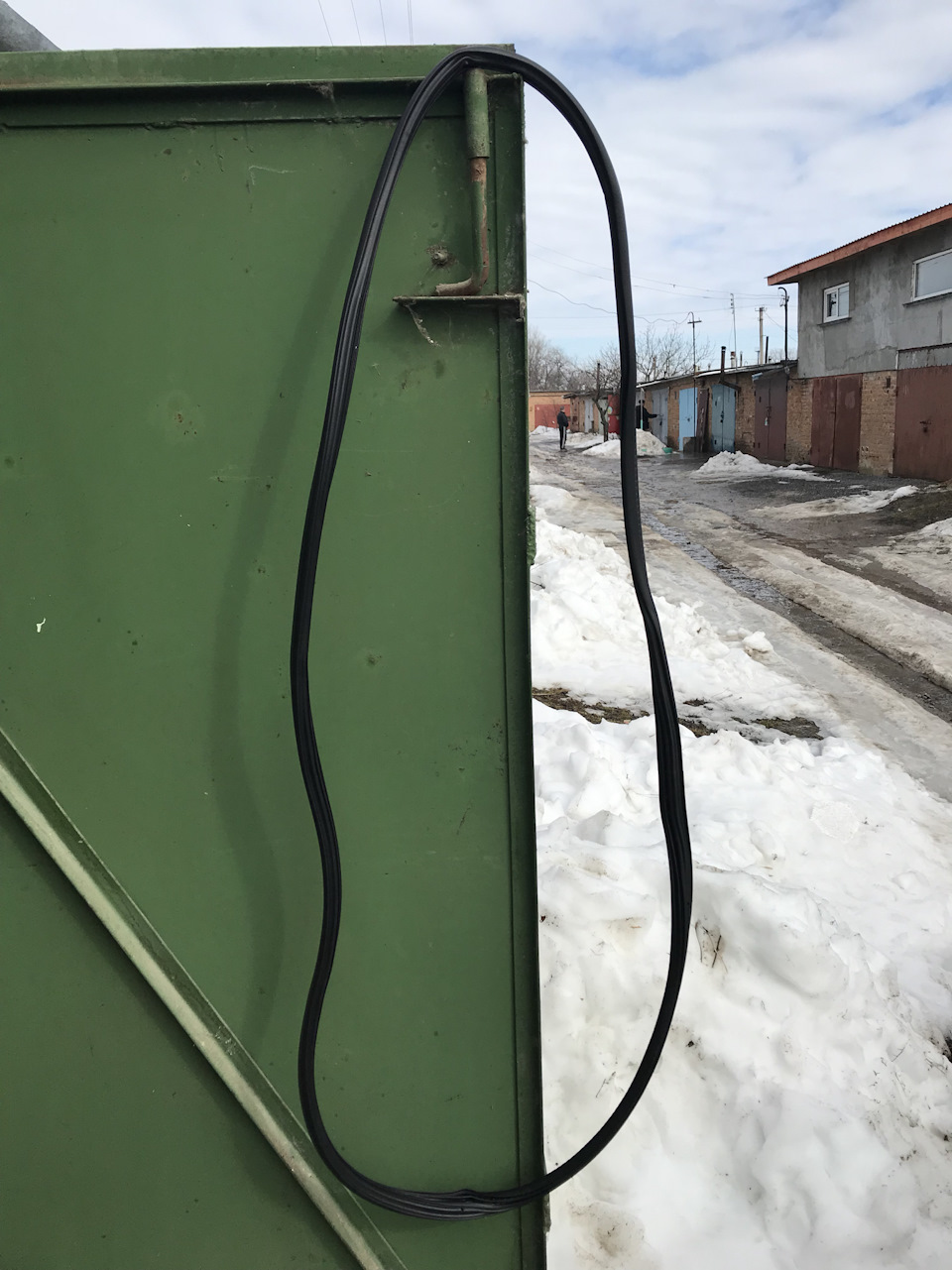 Ущільнювач дверей. Встанови. 1