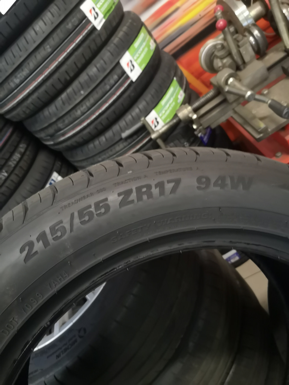KUMHO ecsta HS51 2