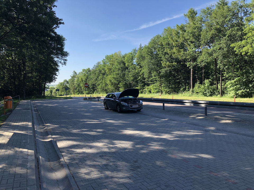 Зламався у Польщі 1