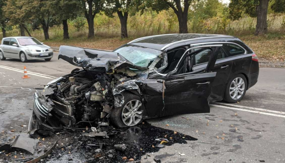 Сумний запис. 508я врятувала життя ціною своєю, альтернативна назва вживана машина хорошого класу це не тільки понти а і безпека 1