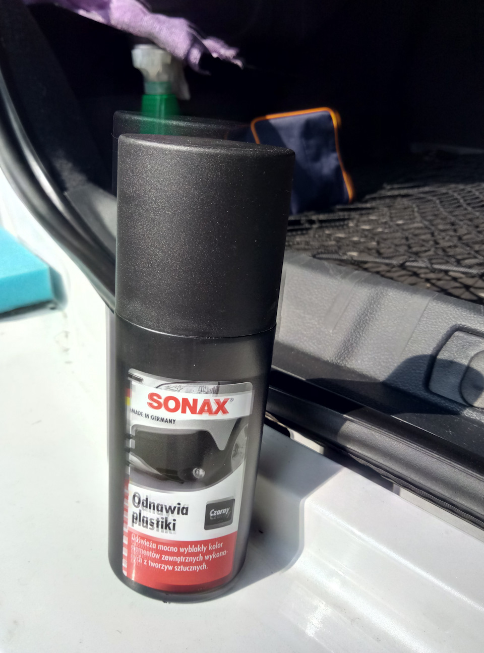 Відновник для пластику чорний Sonax 409100 2