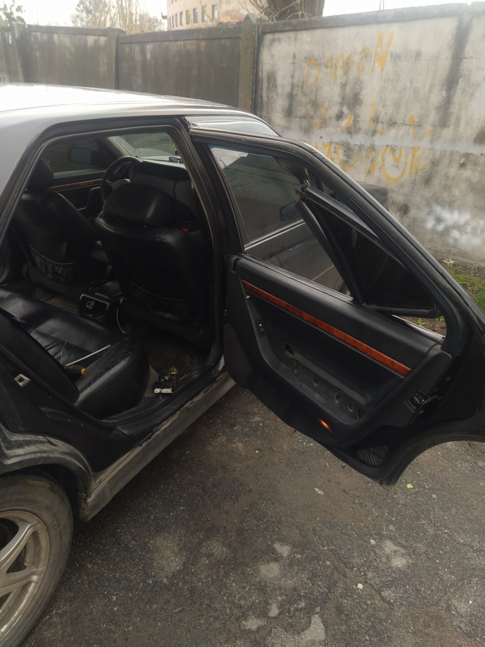 Peugeot 605 SV замок дверей 3