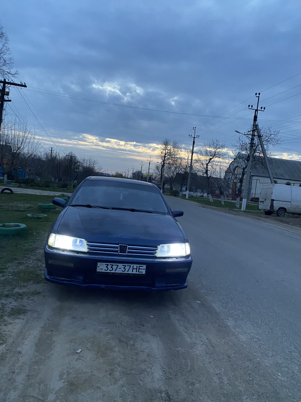 Продаю своє Пежо 1