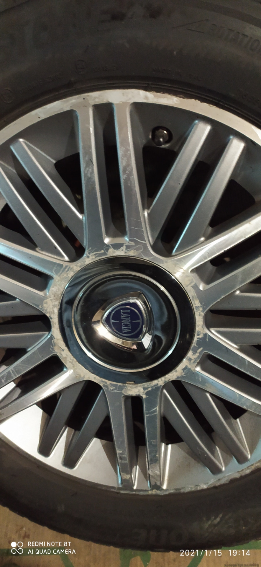 16 тапки з Lancia phedra. 4
