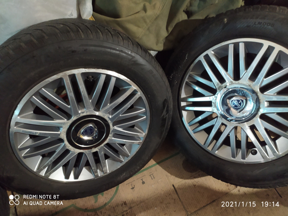 16 тапки з Lancia phedra. 3