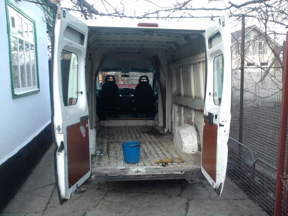 Тиша в машині ч1 2