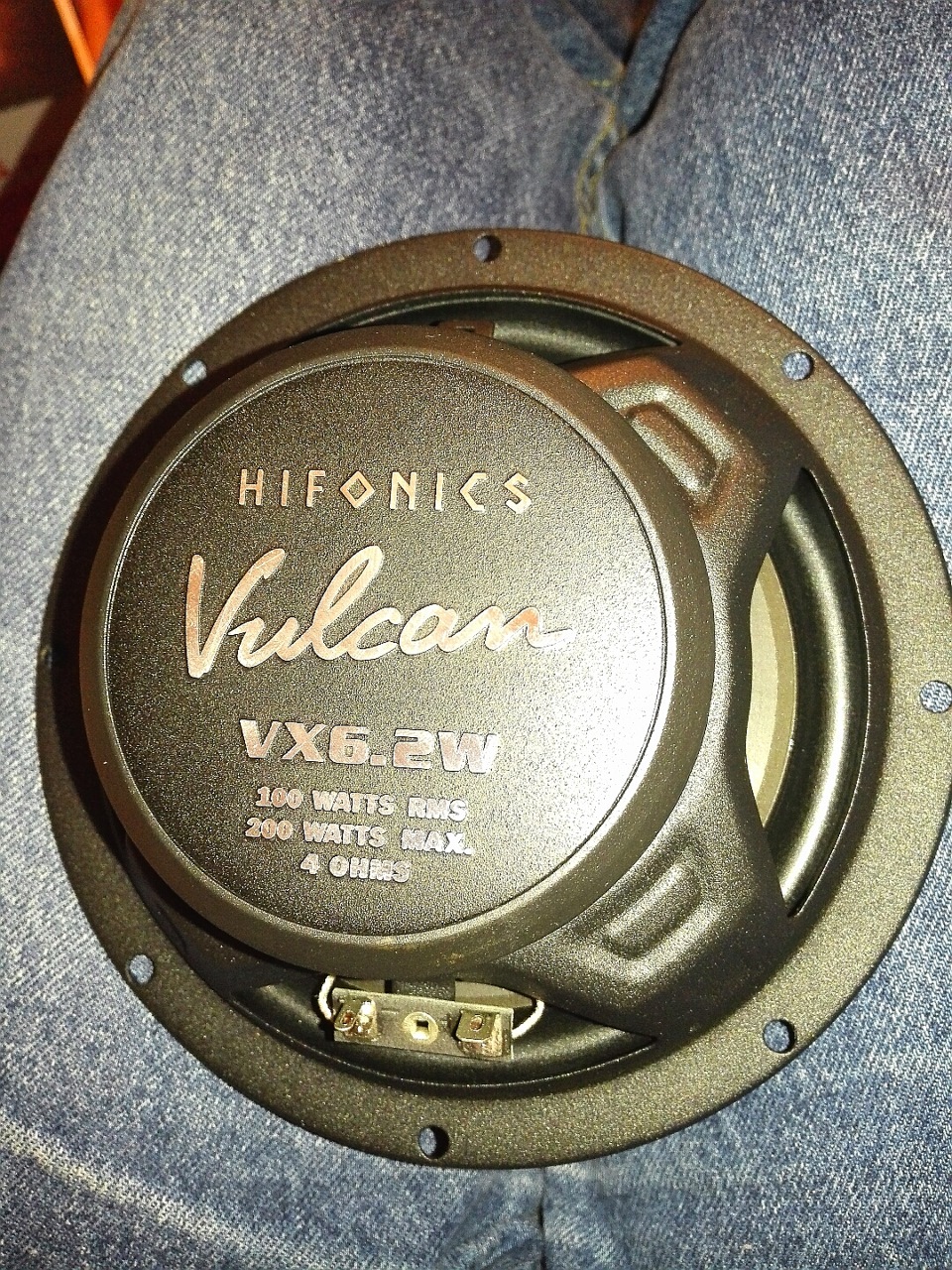 Покупка дінів Hifonics Vulcan series vx6.2w 4