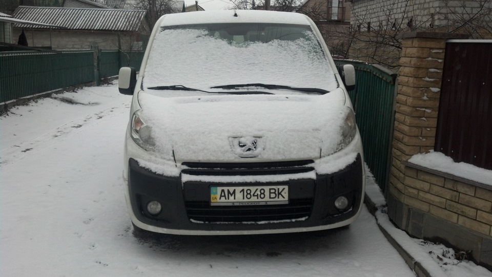 Різниця між брудним авто та після миття:) 1