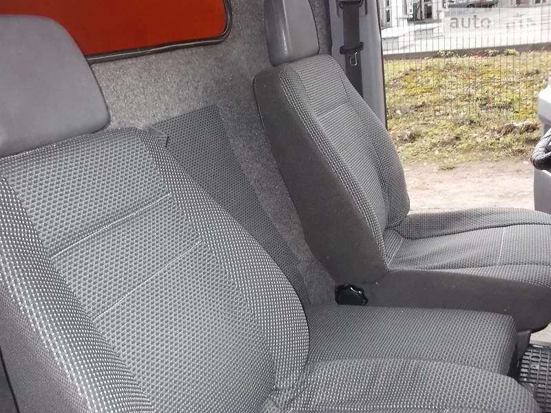 От вирішив я поміняти Пижона. І мій вибір припав на цей авто. 4