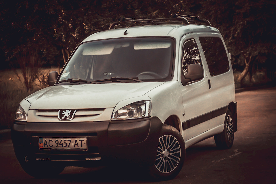 Вії Peugeot Partner 3