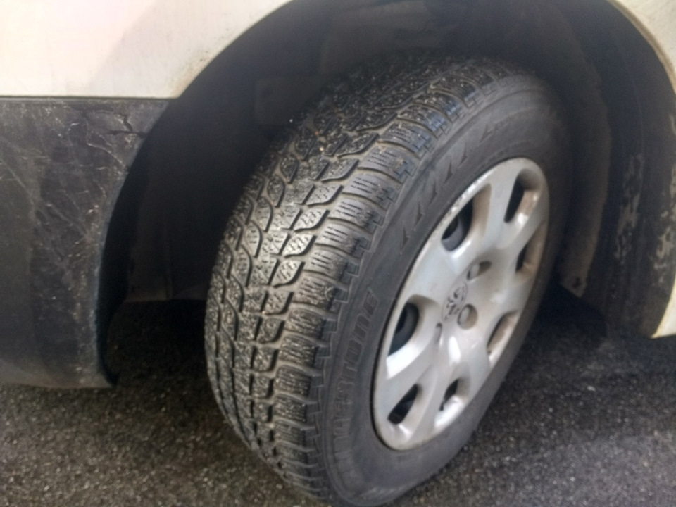 bridgestone blizzak 25 б/в 1