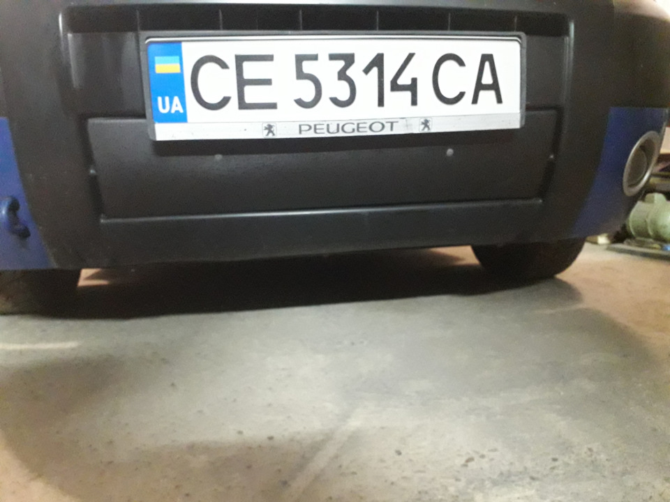 Зимова накладка на бампер 2