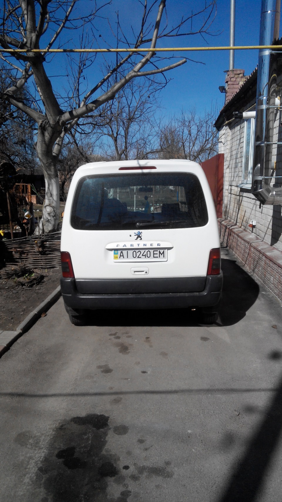 Наклеїв плівку на стопи 1