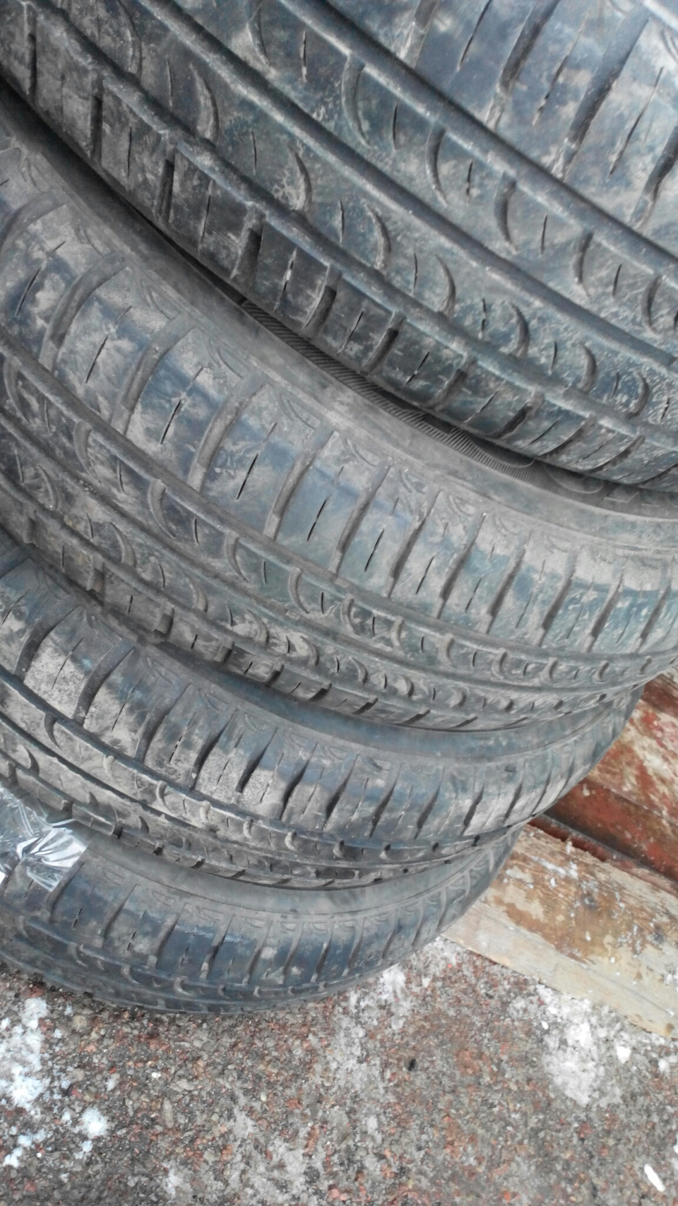 Hankook Optima k715 2