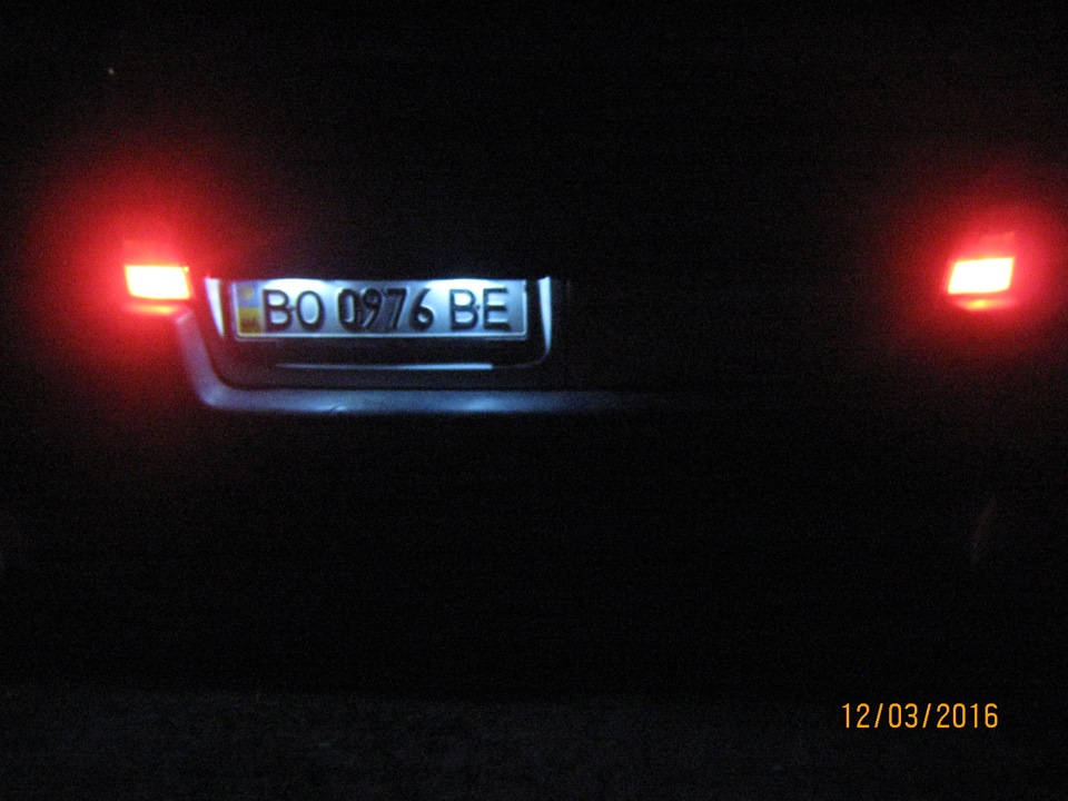 LED лампочки(вночі). 1