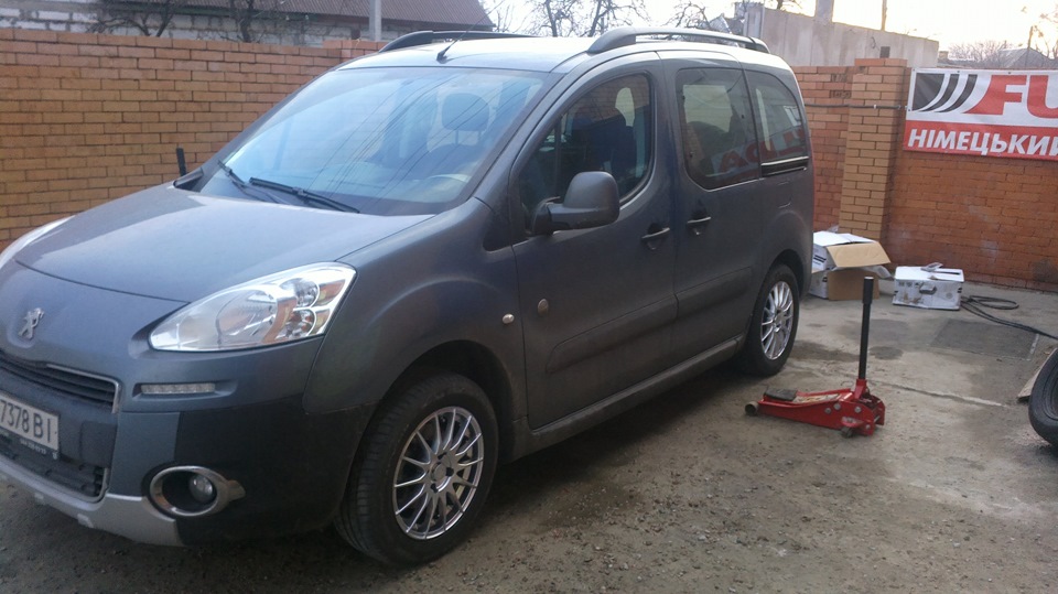 PEGEOUT R16 3