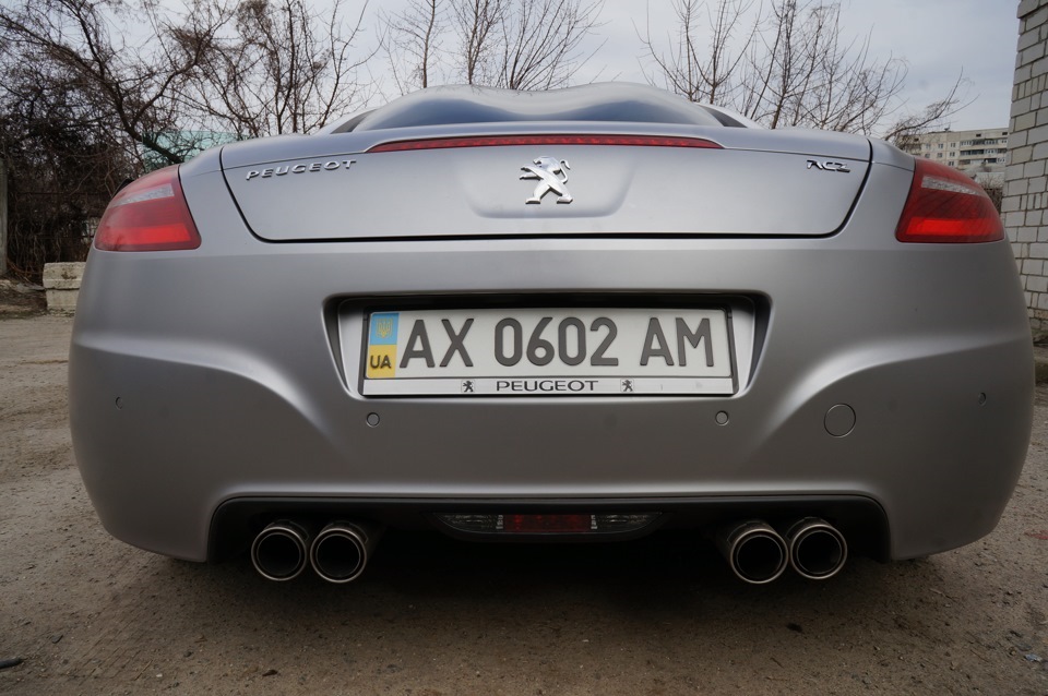 Вся інформація про RCZ R у порівнянні з RCZ THP200 2