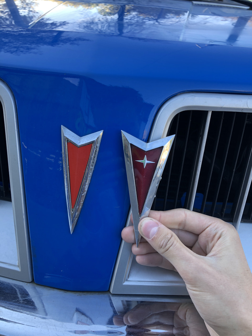 Оригінальний значок Pontiac 78го 2