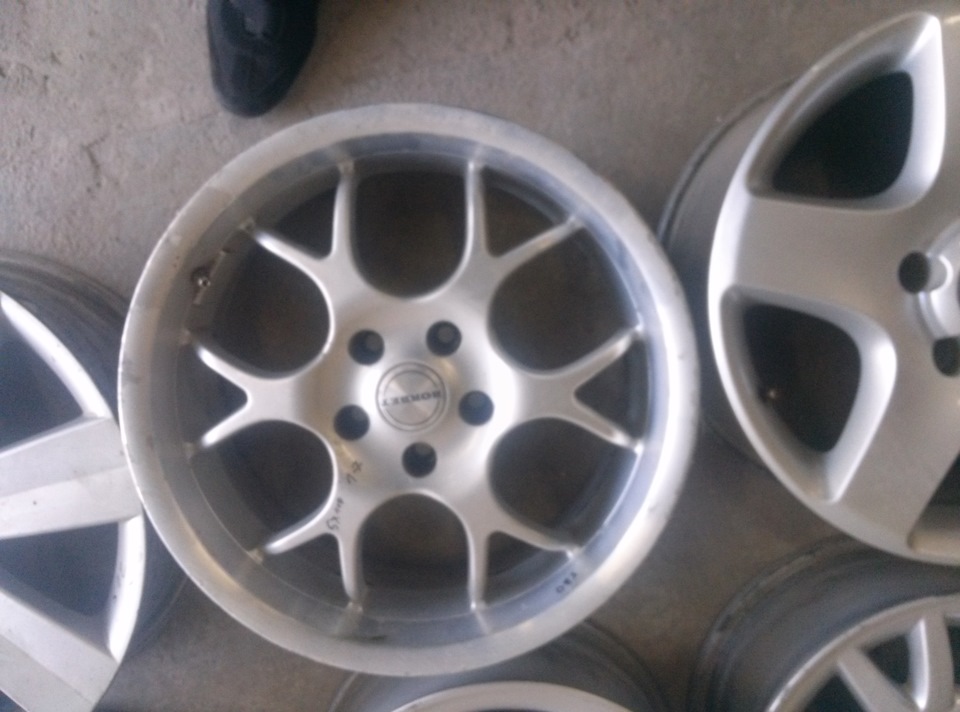 Запис №102: Ще одні тапочки, але не від BBS, цього разу OZ Racing 1