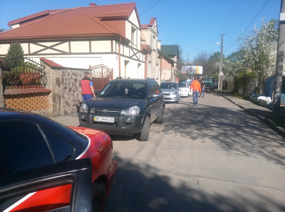 Запис №114: Вихідні знову нові, а старі та нові пики обличчя... і знову пару змін Pontiac-а 1