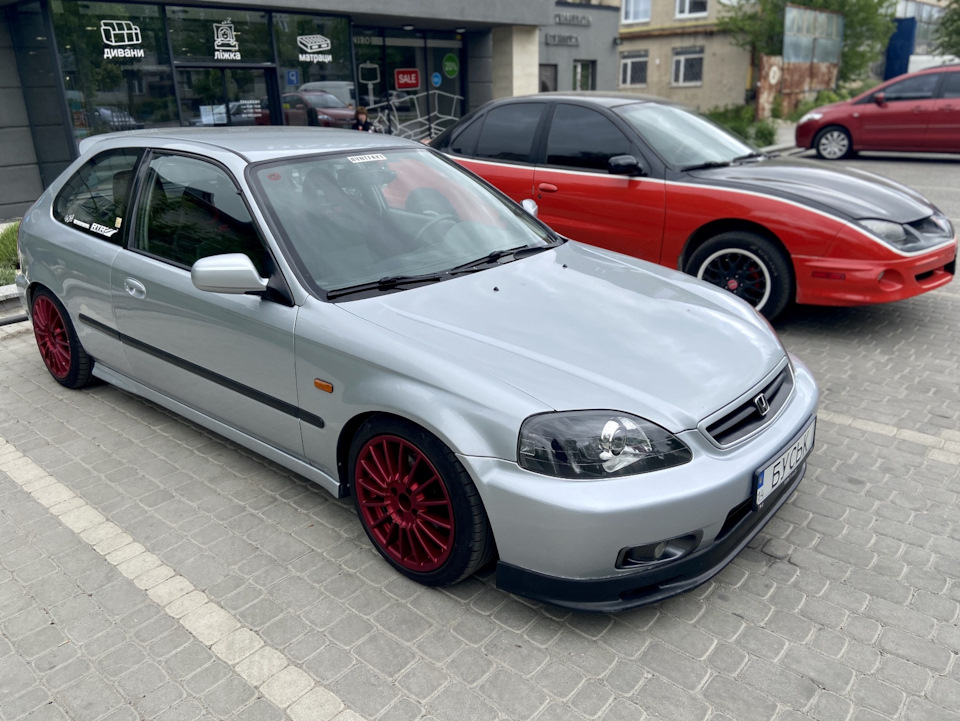 Запис №192: Honda Civic EJ9 та мій кінь 1
