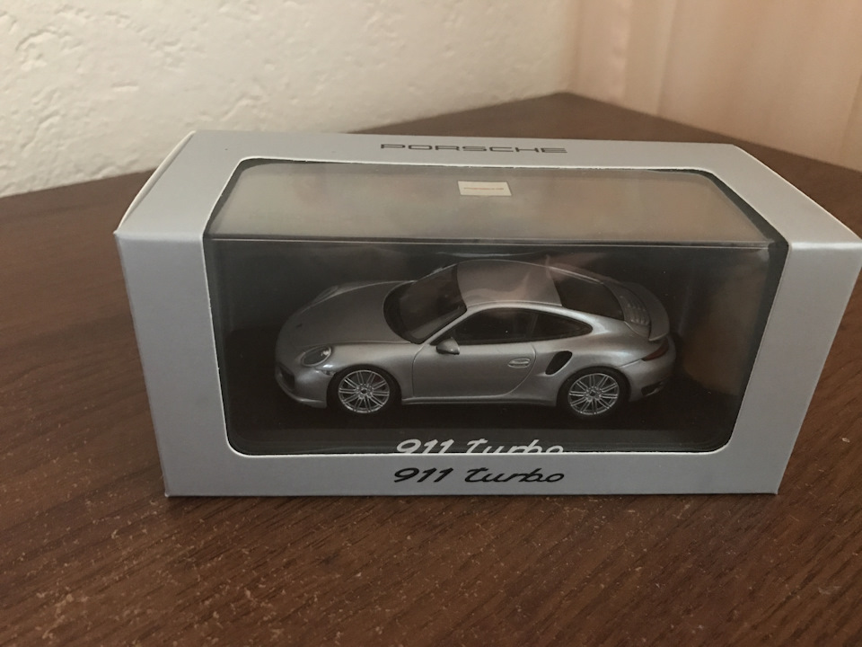Подарували аксесуари Porsche))) 4