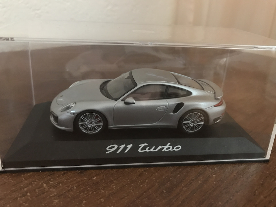 Подарували аксесуари Porsche))) 5