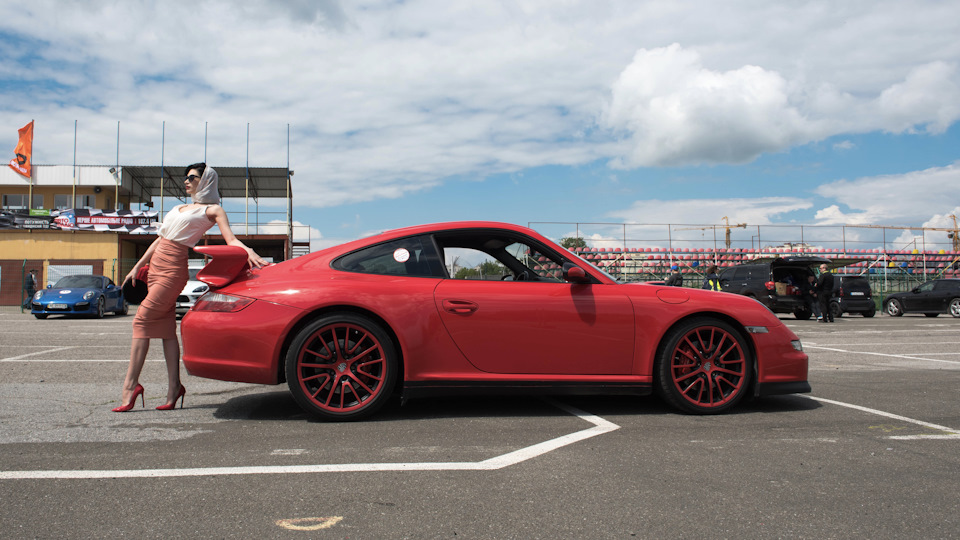 Porsche girls3))) 4