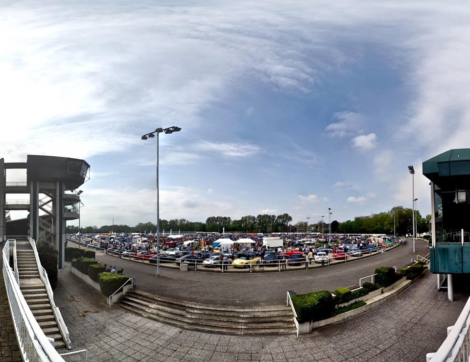 Dinslaken 2012. Пробка Porsche - тизер 1