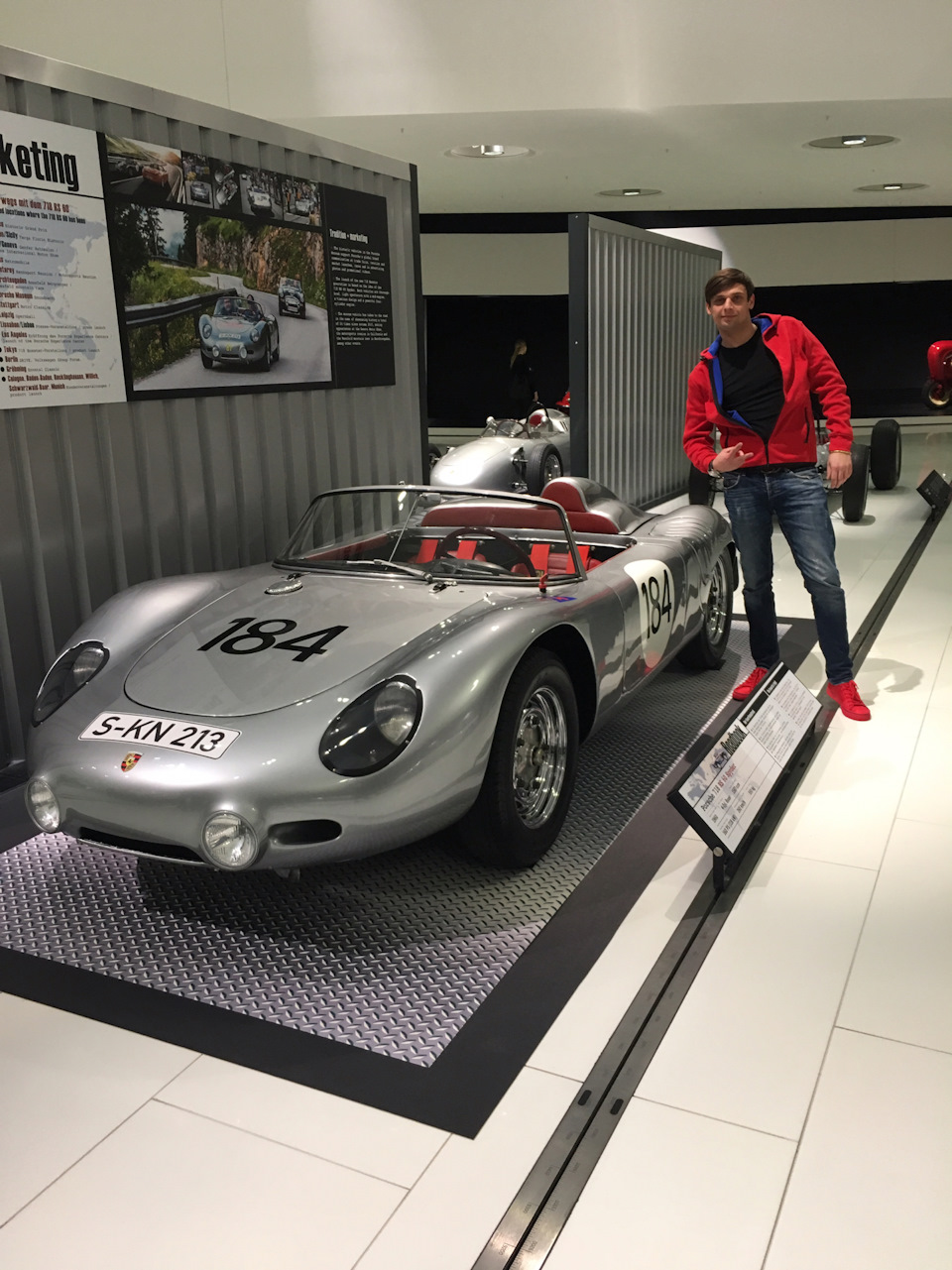 Porsche museum Stuttgart 3