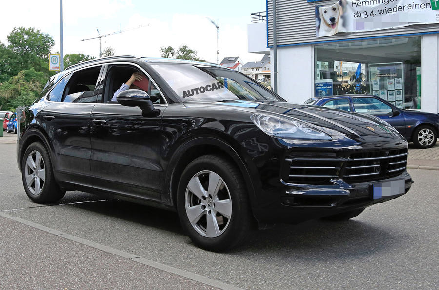 Шедевр чи деградація? Дивимося перші фото Porsche Cayenne New 2018 4