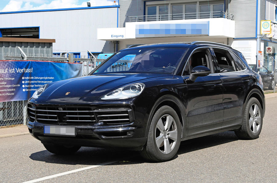 Шедевр чи деградація? Дивимося перші фото Porsche Cayenne New 2018 2