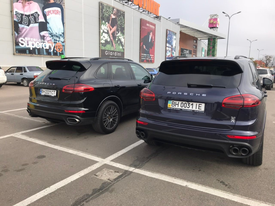 Близнюк ? А ні ... здалося 😉 2