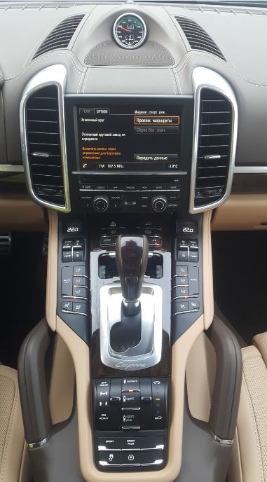 Порівняння Cayenne vs Touareg і перша тисяча 4