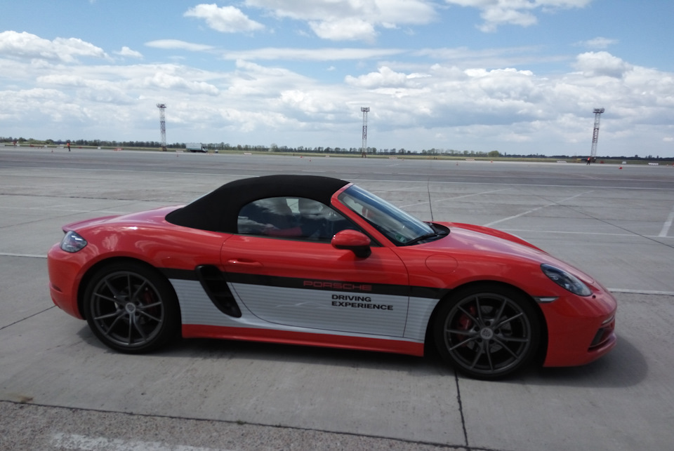 Porsche Road Tour 4