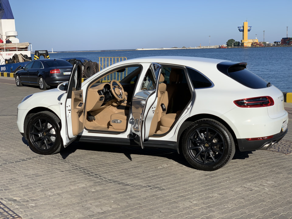 Нові фото, авто виставлено на продаж 4